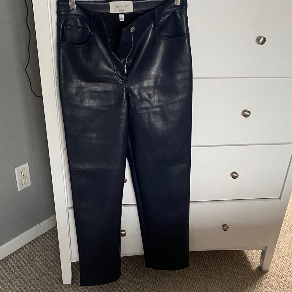 Aritizia Wilfred navy leather pants 4P